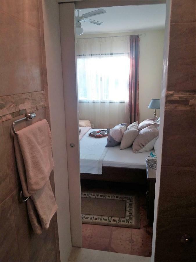 Marty Apartment Рогозниця Екстер'єр фото