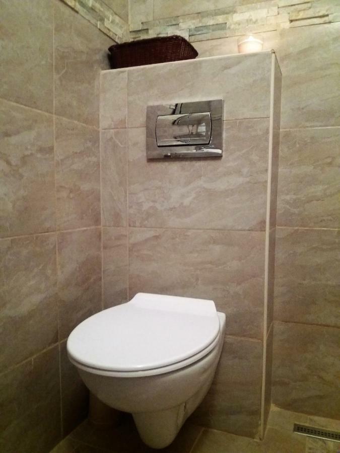 Marty Apartment Рогозниця Екстер'єр фото